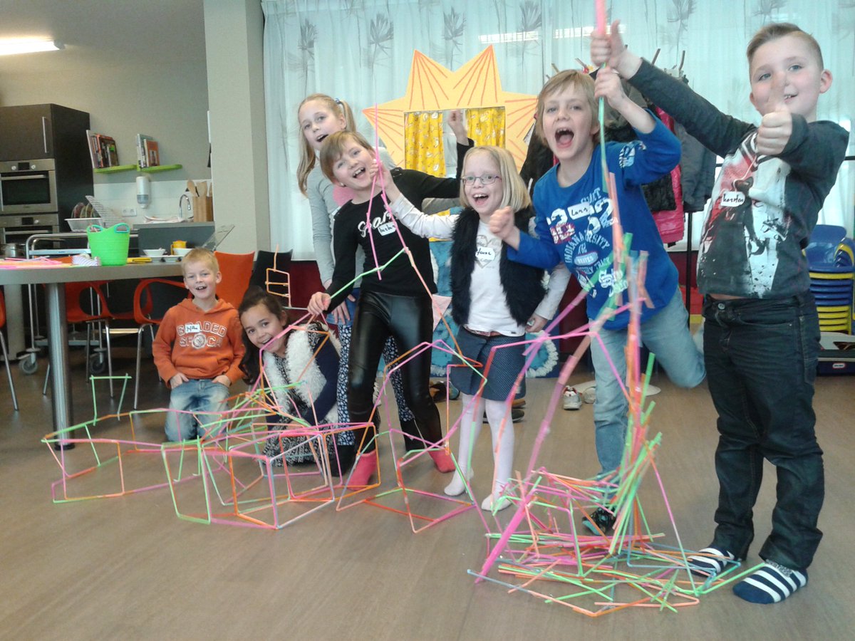 ICOkunsten's tweet photo. Kunstkids Gasselternijveen samen met @CDSKompas, OBS J. Emmens, @skidkindcentra en @JOGGNL #kunstopschool https://t.co/b8TEtBtaQo