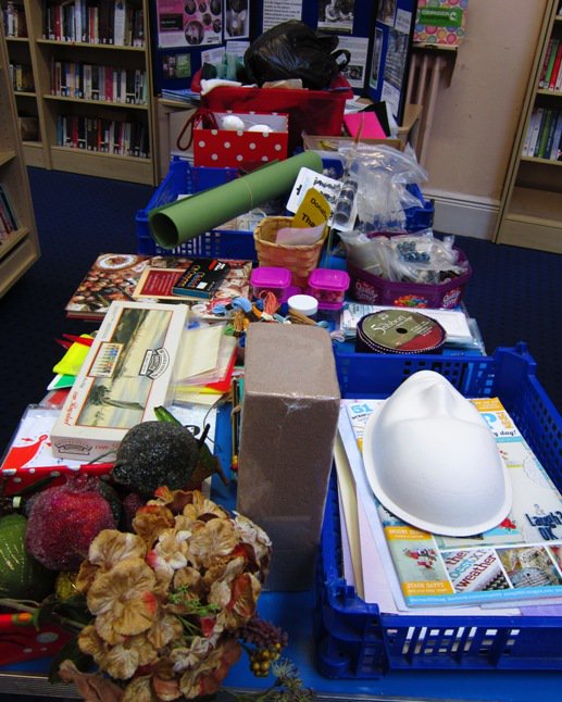 VLFriends's tweet image. The "Craft &amp;amp; Art Materials" swap is going brilliantly!Still lots of goodies here so why not pop in and do a swap!:-)