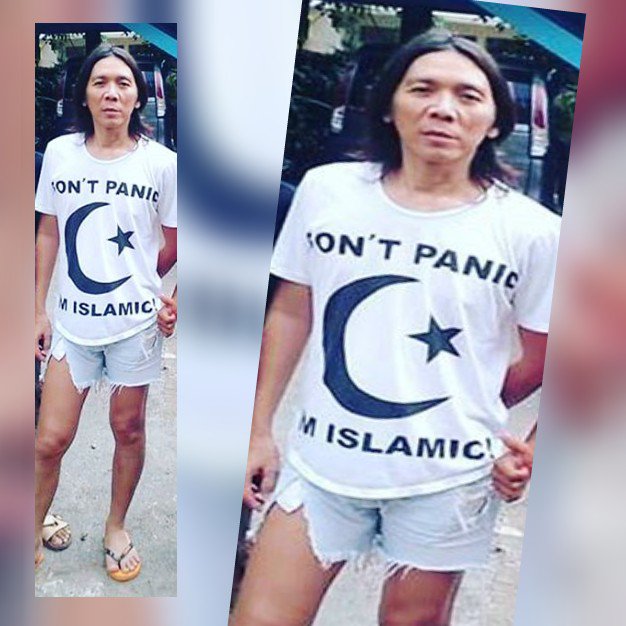 KingBimbim7's tweet photo. Don't Panic I'm Islamic #KingBim2x #SlankNeverDie https://t.co/vnEWQRL1te