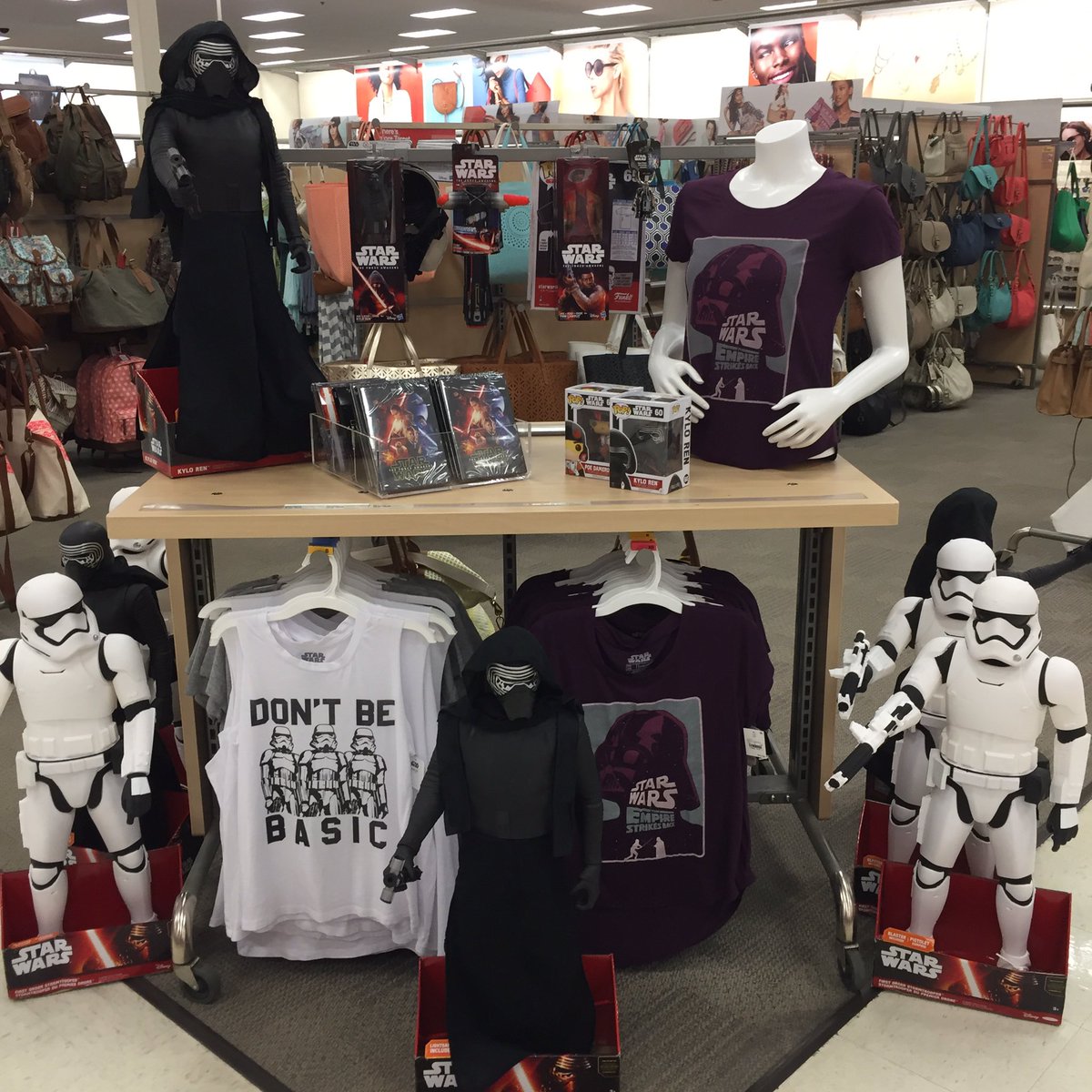 jstylefortarget's tweet photo. The Force Has Awakened at T1170, Can You feel It? #StarWars #TheForceAwakens #AME$ #StormTrooper #KyloRen #vml https://t.co/RHfIenV2vq