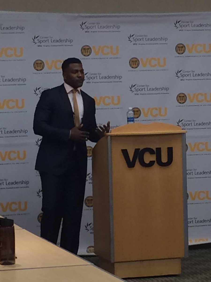 cwlecrom's tweet photo. What's your purpose? @Tim_Hightower shares his vision with @CSLatVCU students. Gave us all a lot to think about! https://t.co/v8qJ0jor4M