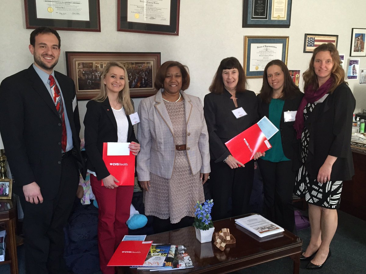 Dorothy Hart tweet media