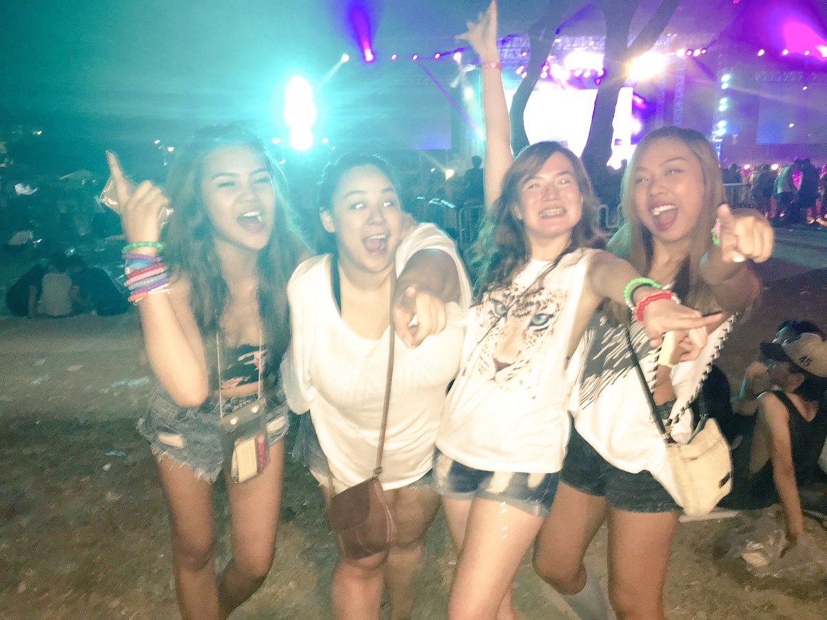 xotaraxoxo's tweet image. Still on a @wearegalantis state of mind. #NeverlandXRaveolution  #NxR2016 thank you! 💛