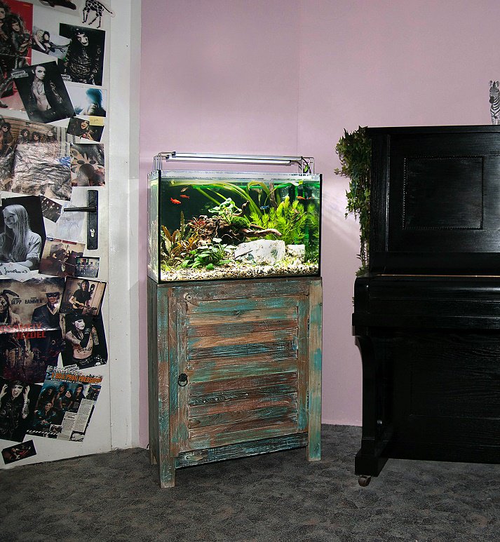 AquaAmbiente's tweet photo. #aquarium #cabinet made of #recycling - #youngliving #trend #home #furnishing #ecology #Aquaristic made differently https://t.co/l09l85vYXl