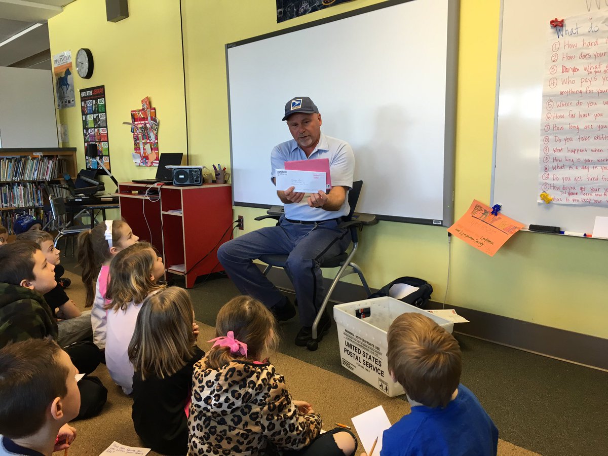 C_ESLibrary's tweet photo. Great visit w/letter carrier Mr. Renslow @USPS @CastletonES @SchodackCSD @DonatoSCSD #transportationproject #grade2 https://t.co/S5gAyPl3J3