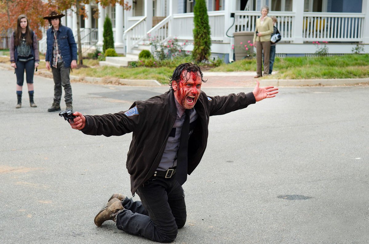 tilllate_com's tweet photo. Unser Redaktor zum #WalkingDeadFinale: «Die Serie ist für mich gestorben!»: https://t.co/IMxD01ObFH https://t.co/5A4R4vNH6h