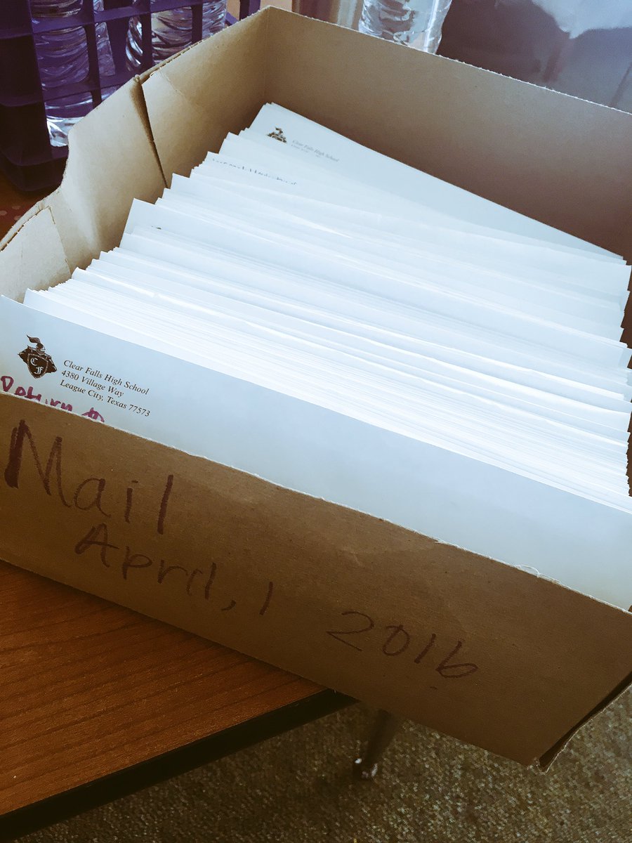 CFHSmarketing's tweet photo. Hey Class of 2015, guess what time it is? #howhaveyouchanged #cfhs2015 https://t.co/SUHOuAfqF9
