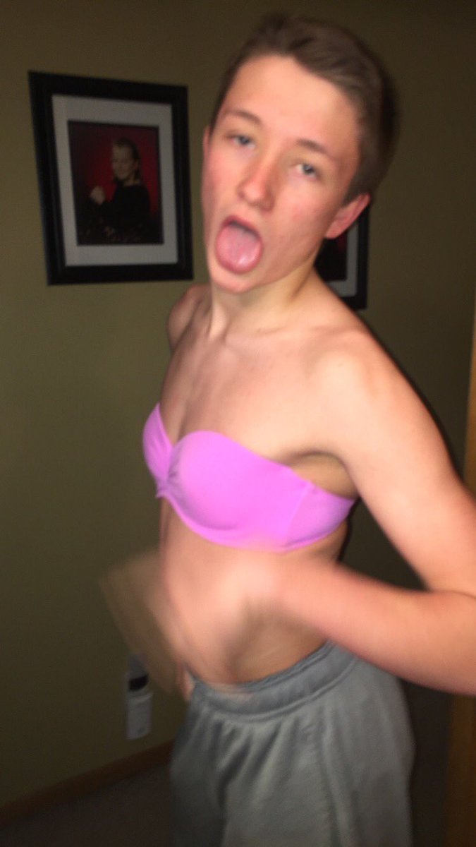 LinsonCole's tweet photo. Happy Birthday you sexy animal 😼🦁😍 https://t.co/Jsd9CEul8V