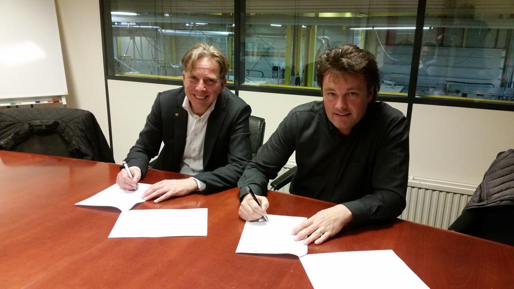 Sto en Rc Panels tekenen voor samenwerking in ontwikkeling prefab gevelsysteem <a href="/STRMVRSNLLNG/">Stroomversnelling</a> <a href="/RcPanels/">Rc Panels</a> <a href="/rob_de_jong/">Rob de Jong</a>