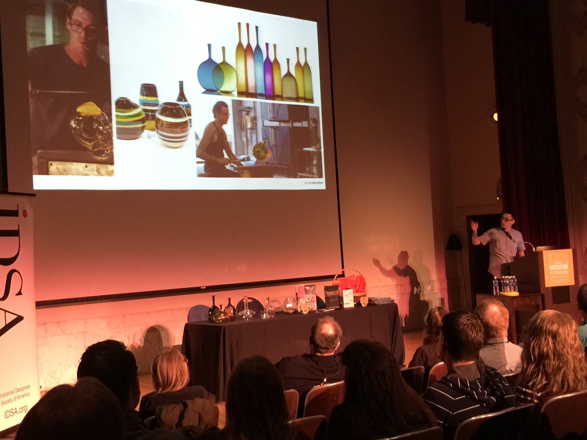 jeevakbadve's tweet photo. Julian M / Pittsburgh Glass Center on the fine glassblowing @idsa #cddc16 @SundbergFerar @pittsburghglasscenter https://t.co/reEwxkkJce
