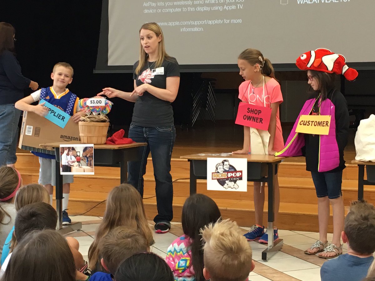 MsPaultweets's tweet photo. Mrs. Wilson is teaching us how to make a profit by marking up your goods. #walelm #economics #makingabusiness https://t.co/lv0XTri3m2