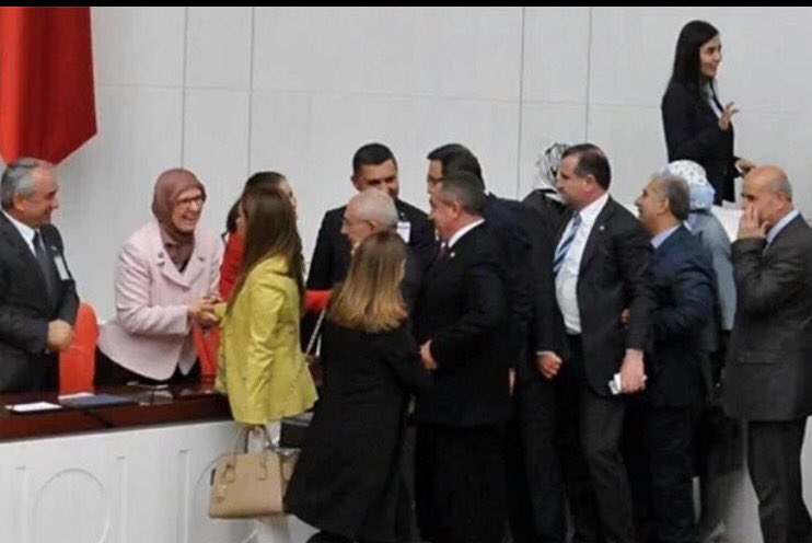 -Çocuk tecavüzcülerini aklamaya çalışman harikaydı. Tebrik ederim hayatım 😘😘