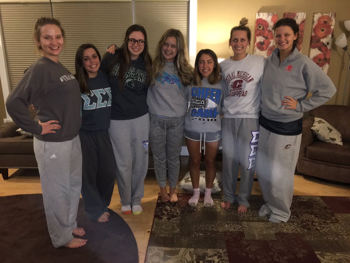 PKT_CMU's tweet photo. Retweet to help @TriSigmaCMU win points for #SeriousFunWeek https://t.co/bsx7MrlWVC