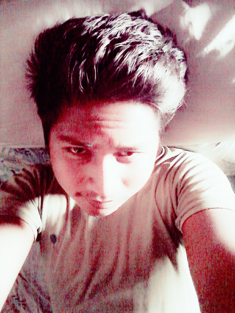 Bxalchy's tweet photo. Tym pass https://t.co/pX7e5xNig7