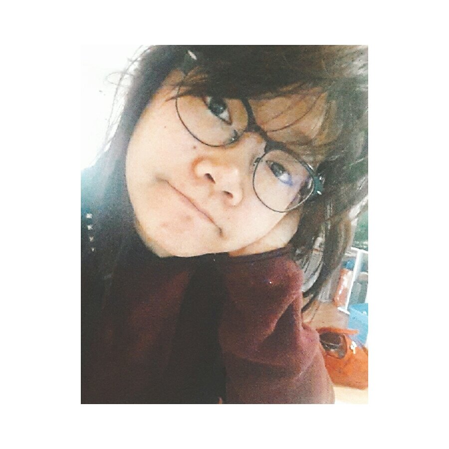 trashforjin's tweet photo. hello
#armyselcaday
#chimchim #thythy https://t.co/HL9YMO9D3V