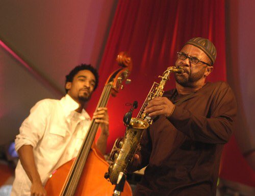 TurismodeMurcia's tweet photo. ¡Sólo en #Murcia y Madrid! Ven a disfrutar del mejor jazz con Kenny Garrett Quintet este jueves en @teatrocircomur. https://t.co/HKVj1B19up