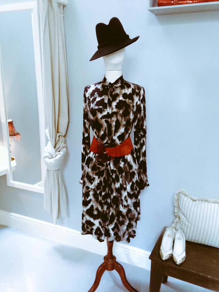 CrossyTweets's tweet photo. Congrats to a good friend of mine , Hollie , who's opened up #CobblersWardrobe in Sandymount - loved the tour today! https://t.co/AFZzC1jEq9