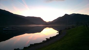 Just another spectacular view from Snowdon. This was a sunsetting photograph! bit.ly/24SLA6f