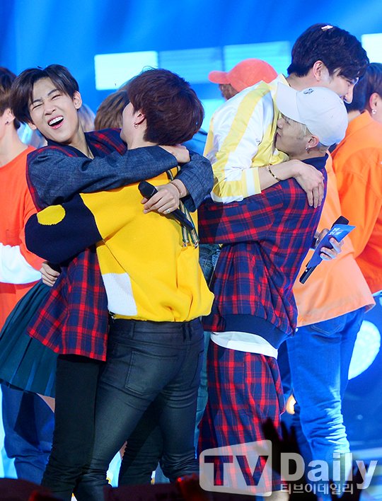 GOT7Indonesia's tweet photo. [PICS/PRESS] 160405 SBS MTV The Show - #GOT7 #Mark #Jackson #Junior #Bambam #Yugyeom https://t.co/ScSSwzsbCf