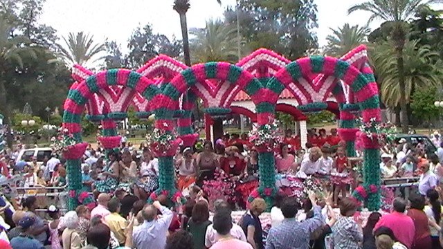 elsuenopelicano's tweet photo. AVANCE DE PROGRAMACIÓN ABRILFIESTAS DE MAYOCÓRDOBA 2016 https://t.co/o6W3VST6lv @RTXCordoba @mayocordobee @adirecto https://t.co/C5pKSwdtDY