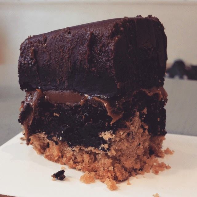 HotChocPot's tweet image. It's Day 8 of #BestBrumDesserts! Today goes to @SaintKitchen for there incredible brownie! bit.ly/1PRQfKm