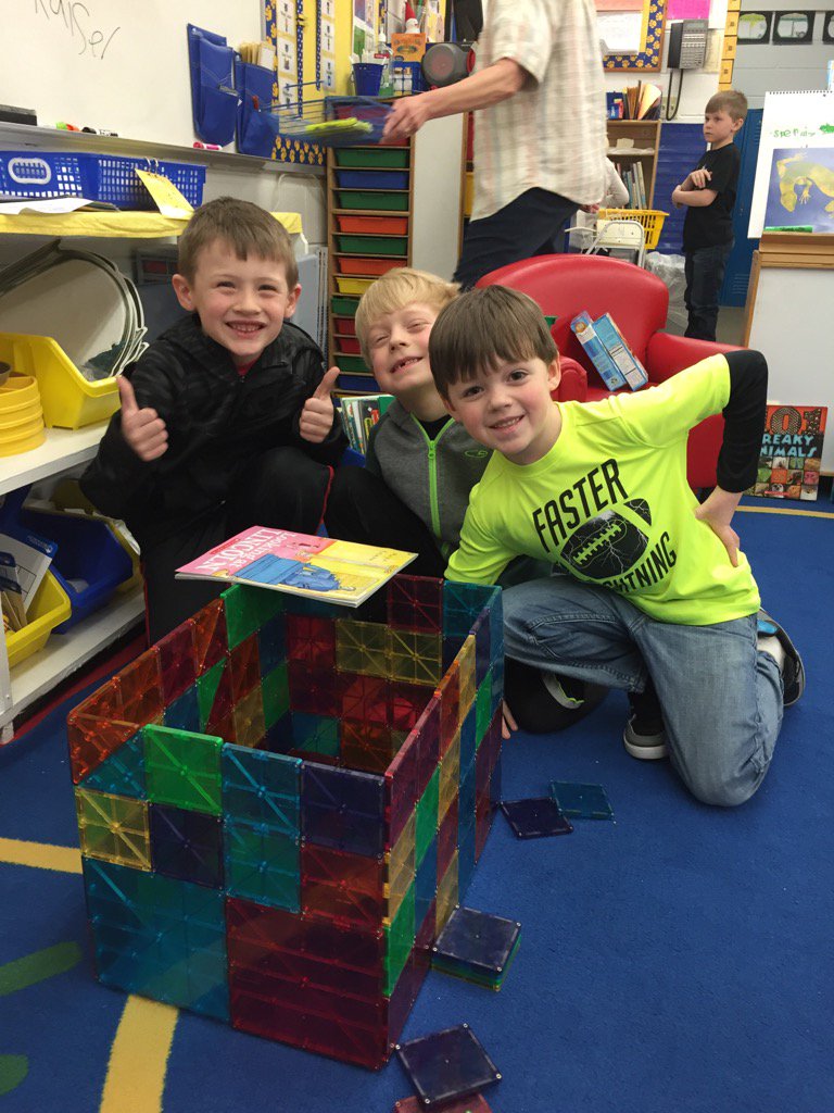 Mrs_KFisher's tweet photo. MakerSpace Challenge Part 1: Build a tower that can hold a book #KFkinders #keyrocks #bentoncsd https://t.co/fTypAnjHGR