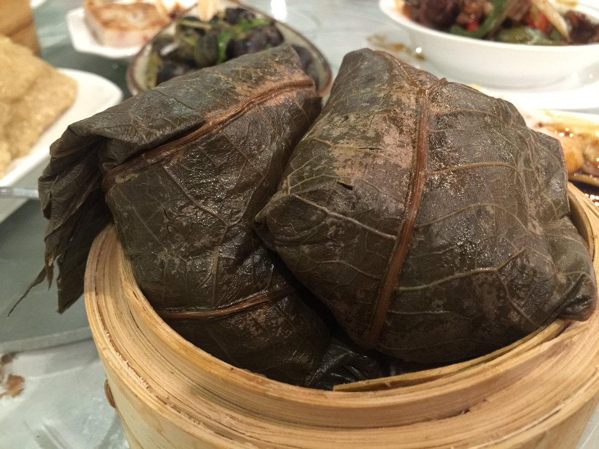 YumchaAddict's tweet photo. mmmm YUM Love @EatWithDan's #USA #Yumcha #DimSum @jon_mrdimsum @phijimchan @Binksterb mmmm https://t.co/u7iG6Oavgq https://t.co/gPCCSBglMo