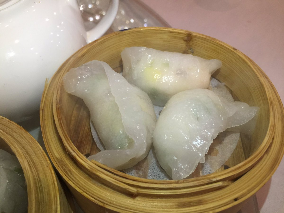 YumchaAddict's tweet photo. mmmm YUM Love @EatWithDan's #USA #Yumcha #DimSum @jon_mrdimsum @phijimchan @Binksterb mmmm https://t.co/u7iG6Oavgq https://t.co/gPCCSBglMo