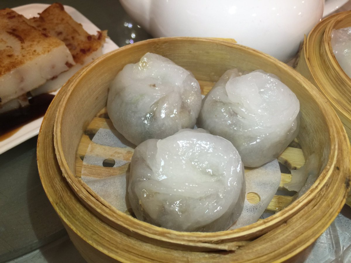 YumchaAddict's tweet photo. mmmm YUM Love @EatWithDan's #USA #Yumcha #DimSum @jon_mrdimsum @phijimchan @Binksterb mmmm https://t.co/u7iG6Oavgq https://t.co/gPCCSBglMo