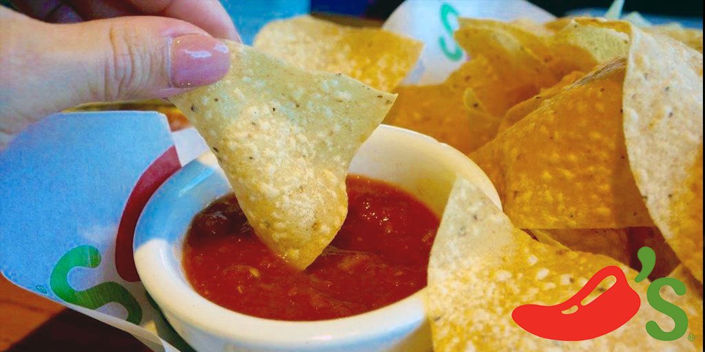 Chilis's tweet photo. 🎶 When I dip, you dip, we dip. 🎶 https://t.co/byeZcziwND