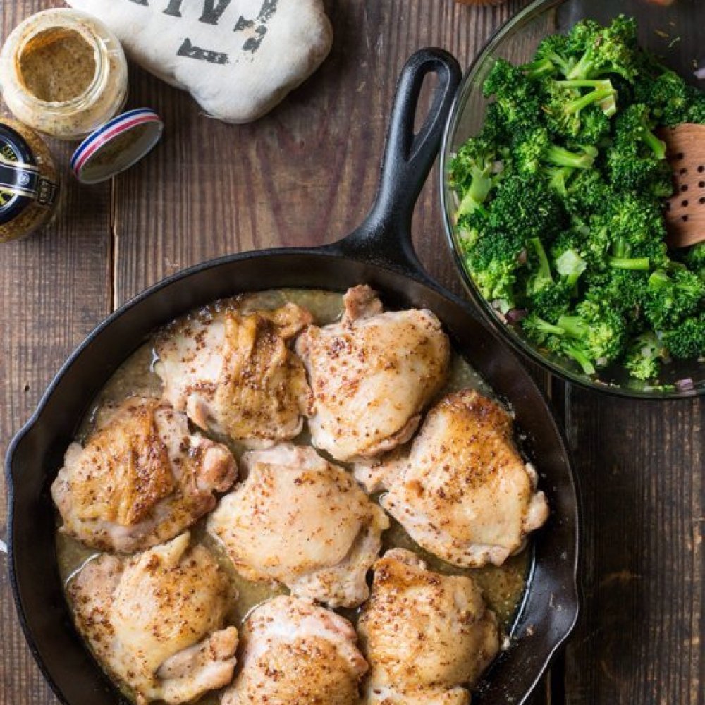 recipe_scoop's tweet photo. Maple syrup and Dijon mustard YES! Love the sweet tanginess in this recipe from @thekitchn. https://t.co/ngbopkEQi7 https://t.co/mjW7nv6Pvm