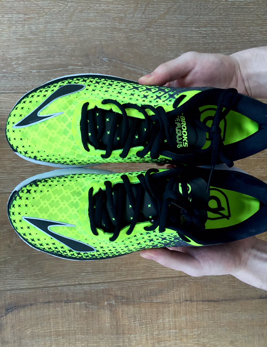 Brooksrunninguk's tweet photo. Do lightweight shoes make you #RunHappy? Then don't miss our brand new #PureFlow5 https://t.co/DCCiI1bHYY