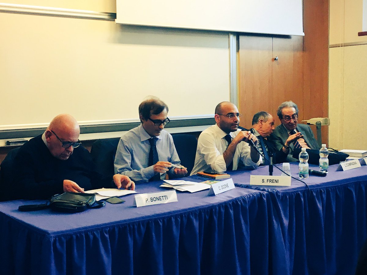Ace_HearMeRoar_'s tweet photo. chi è il vero liberale? Scopritelo in aula 209 @UniLUISS con @sfliberty @Giannilostorto https://t.co/upWXbe3rpf