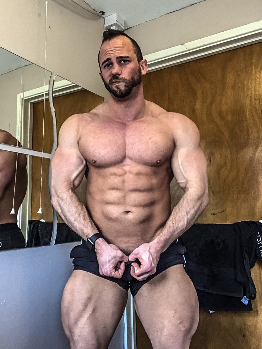 jebutler87's tweet photo. First day back after two weeks off due to a chest infection.... Felt good to be back!!!! https://t.co/SMglbOJtVV