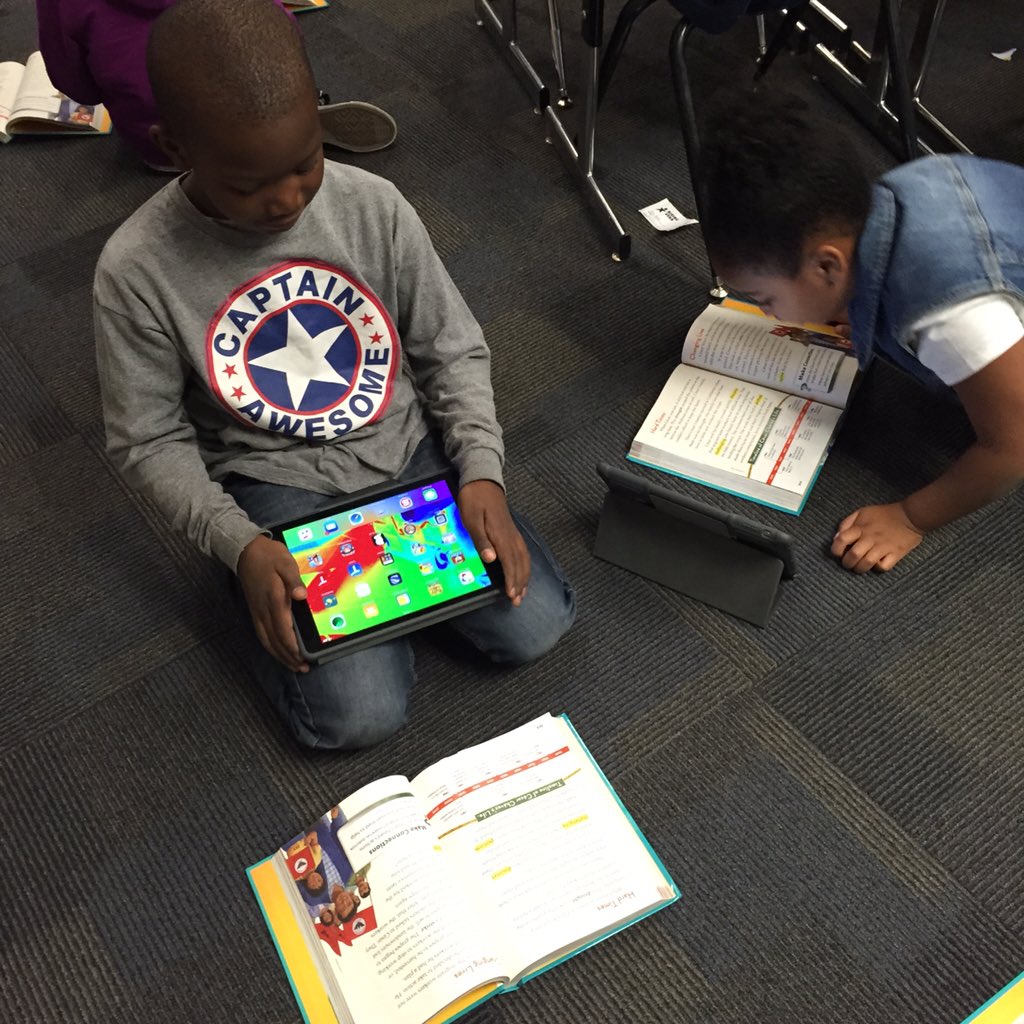 mrsmillerteach2's tweet photo. Expert Groups preparing to share out. #jigsaw #kagenstructures @TheStar512 https://t.co/8l4o4FZZvt