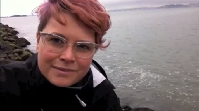Help writer and artist Maya Weeks fund her marine debris project in the Arctic Circle! kickstarter.com/projects/splas…