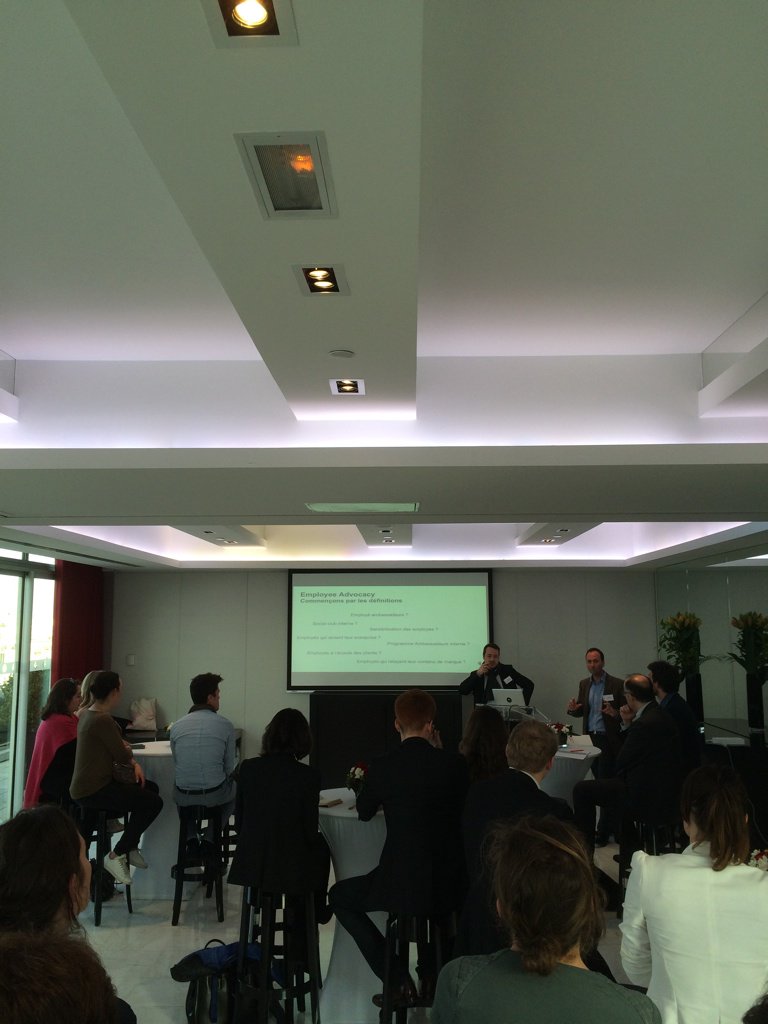 Pentagone's tweet photo. Social Think Tank in Paris with @PublicisGroupe and @HootsuiteFR #socialmedia #EmployeeAdvocacy #socialthinktank https://t.co/1NNLHeHK2o