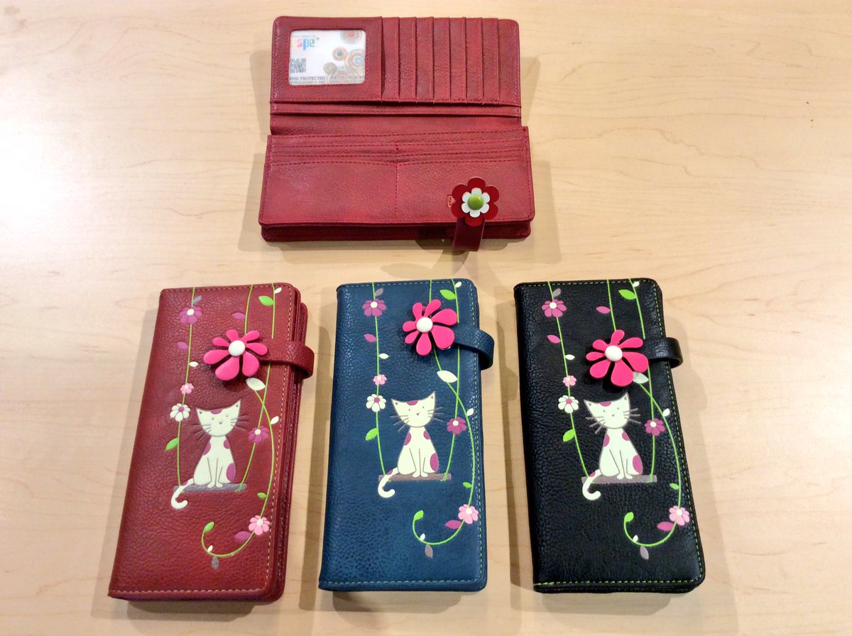 Cloud9Cloth's tweet photo. They are back in store! Vegan leather wallets from Espe.
#cloud9cloth #veganleather #espe #wallets #cats https://t.co/ljUOJAQLdE