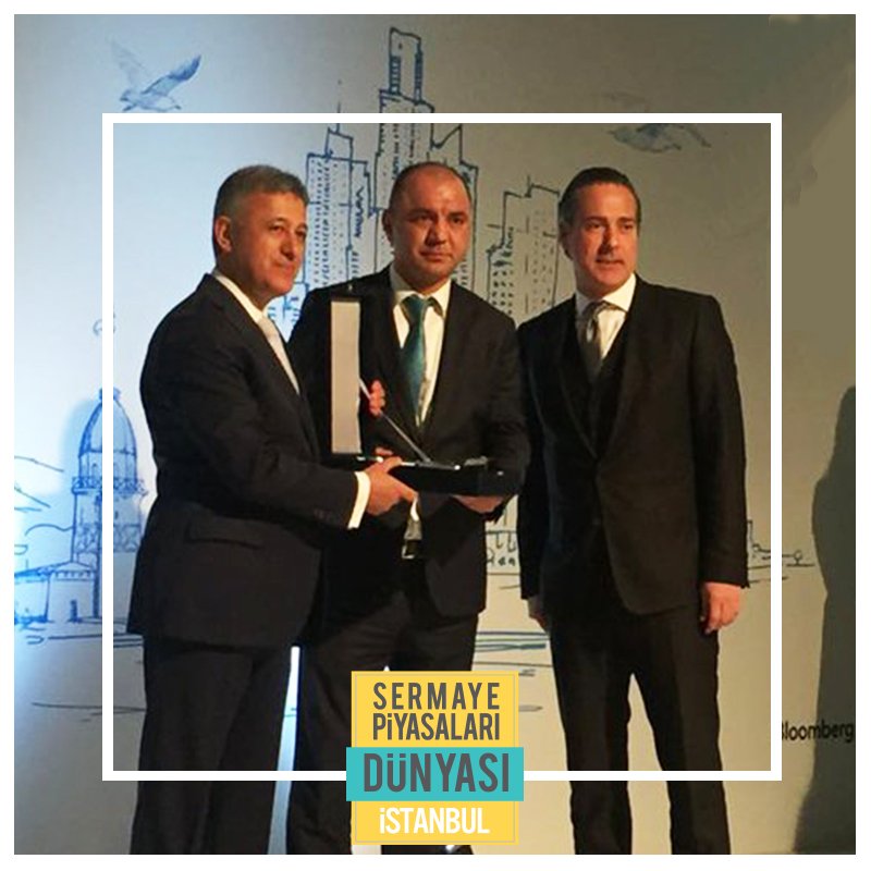 spdunyasi's tweet photo. #TSPB2016 Borsa İstanbul Pay Piyasası 2015 En Yüksek İşlem Hacmi ödülünü @isyatirim aldı #sermayepiyasalari #spk2016 https://t.co/SjAMdrOGk9