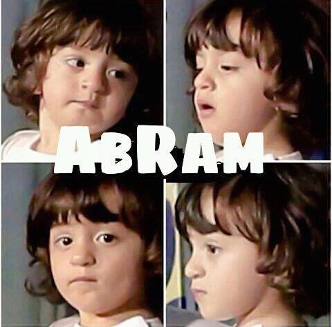 Deepa_Srkian's tweet photo. @iamsrk 
How Sweet😍😘😄Cutie Abram😍😊
#10DaysForFan https://t.co/tgAeQTGCQQ