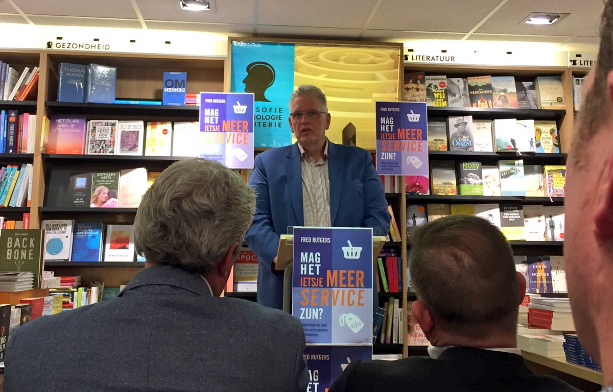 Boekpresentatie @fredrutgers gestart: Mag het ietsje meer service zijn? #retail #ondernemerschap