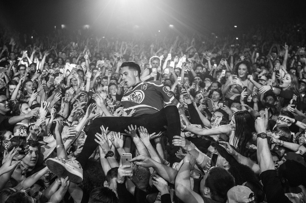 G_Eazy's tweet photo. https://t.co/06zbxQ6yBw
