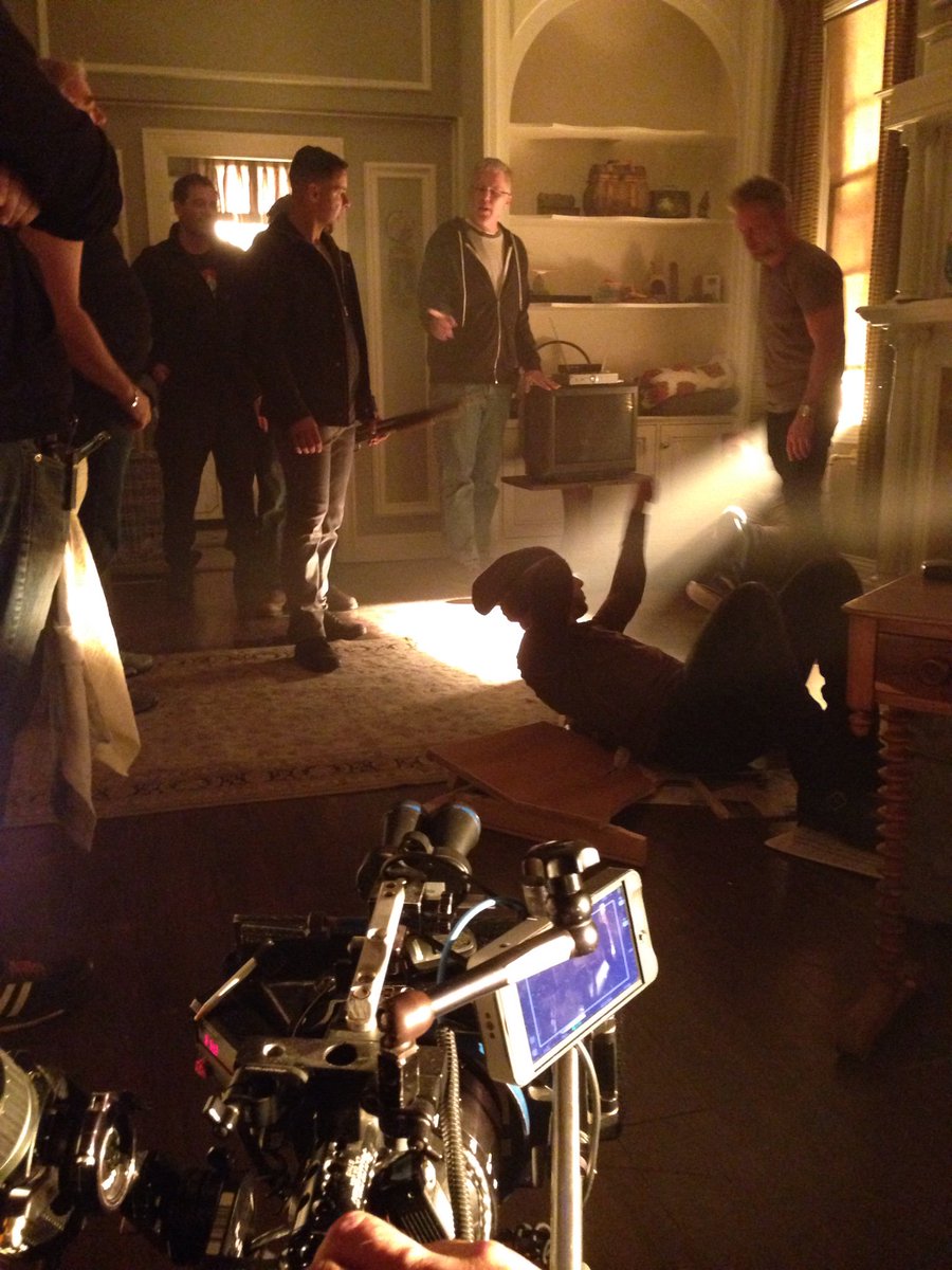 8x16 "HEARTBREAKER" post ep bts pics & tweets CfTFitKVIAA-a-o