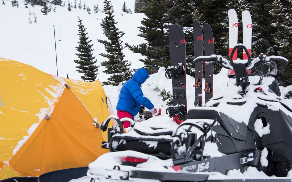 G3Gear's tweet photo. When sunshine, new toys and long weekends align… https://t.co/TF1CSx9skk #G3splitboarding #G3FINDr #G3ShowSkin https://t.co/K00Ksj89is