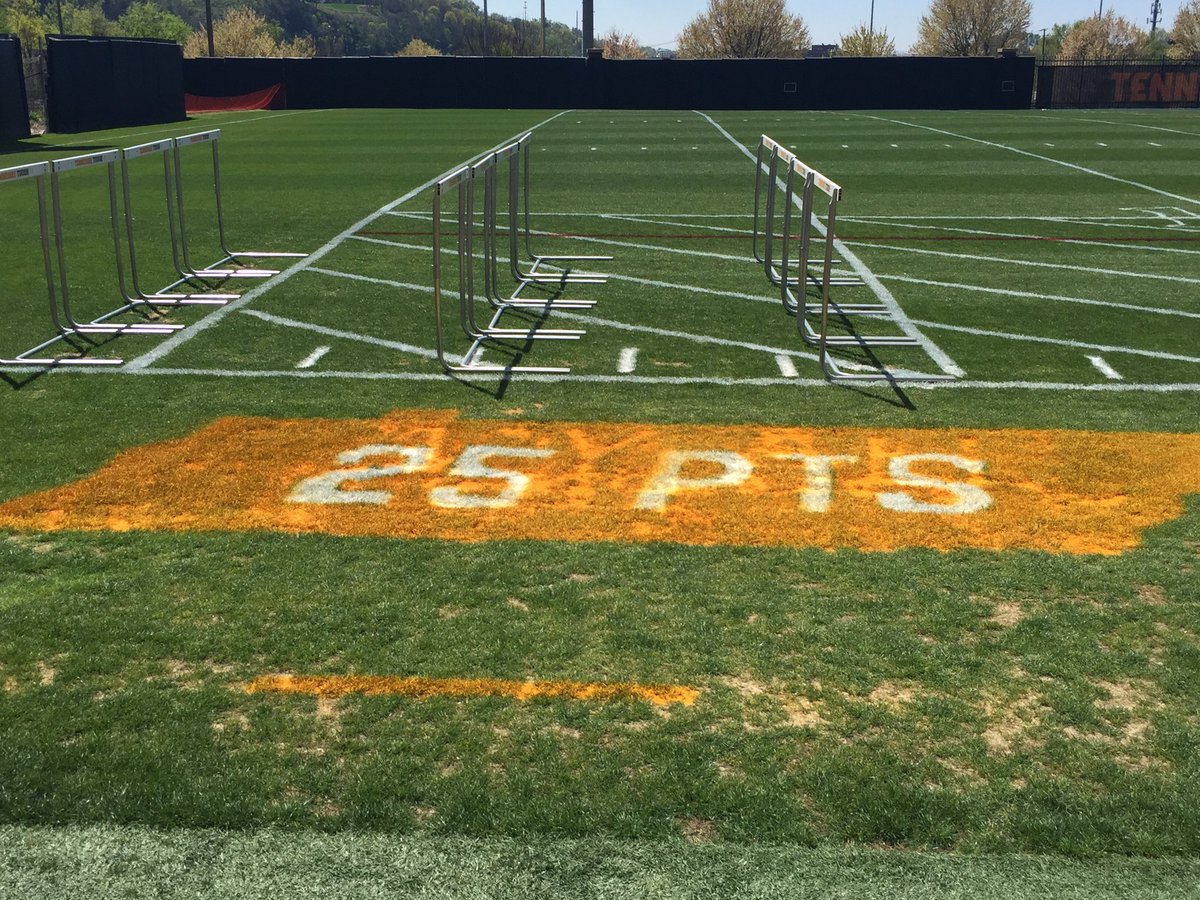 ESPNDari's tweet photo. Last 18 gms, #Vols are 13-5, losses by combined 25 points.  They know it here in Knoxville. @SECNetwork #SpringTour https://t.co/VRbSIfzzJQ