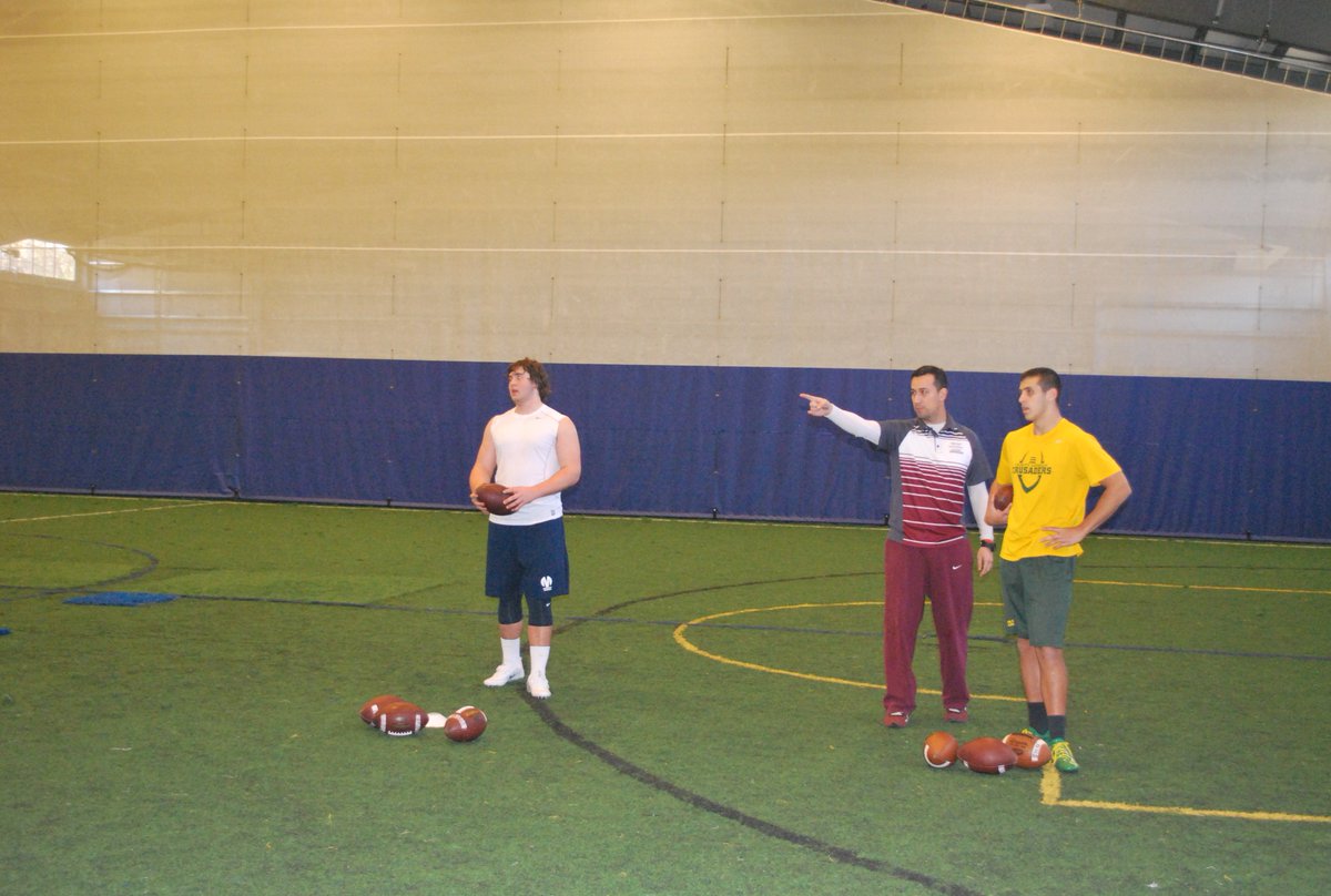 Morning work with 2 of our #collegebound #quarterbacks, @tommychobani and <a href="/antlombardi12/">Anthony Lombardi</a> #ChooseGreatness