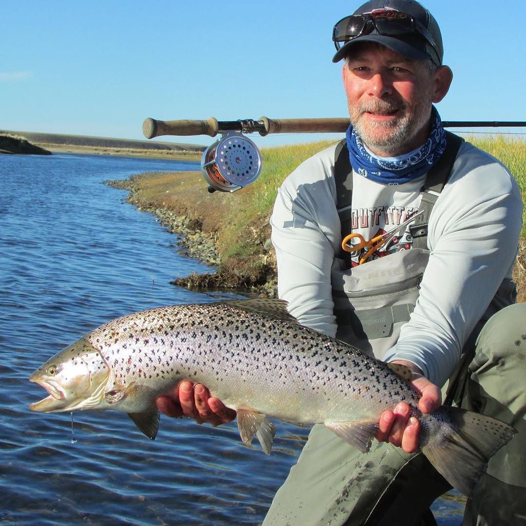 sunrayflyfish's tweet photo. Nice fish for Doug (dirtbag) Rohn @solidadventures #lowrunner #shootinghead #sunrayflyfish… https://t.co/0Fgx4cz9u8 https://t.co/dDDjAJS5Z8