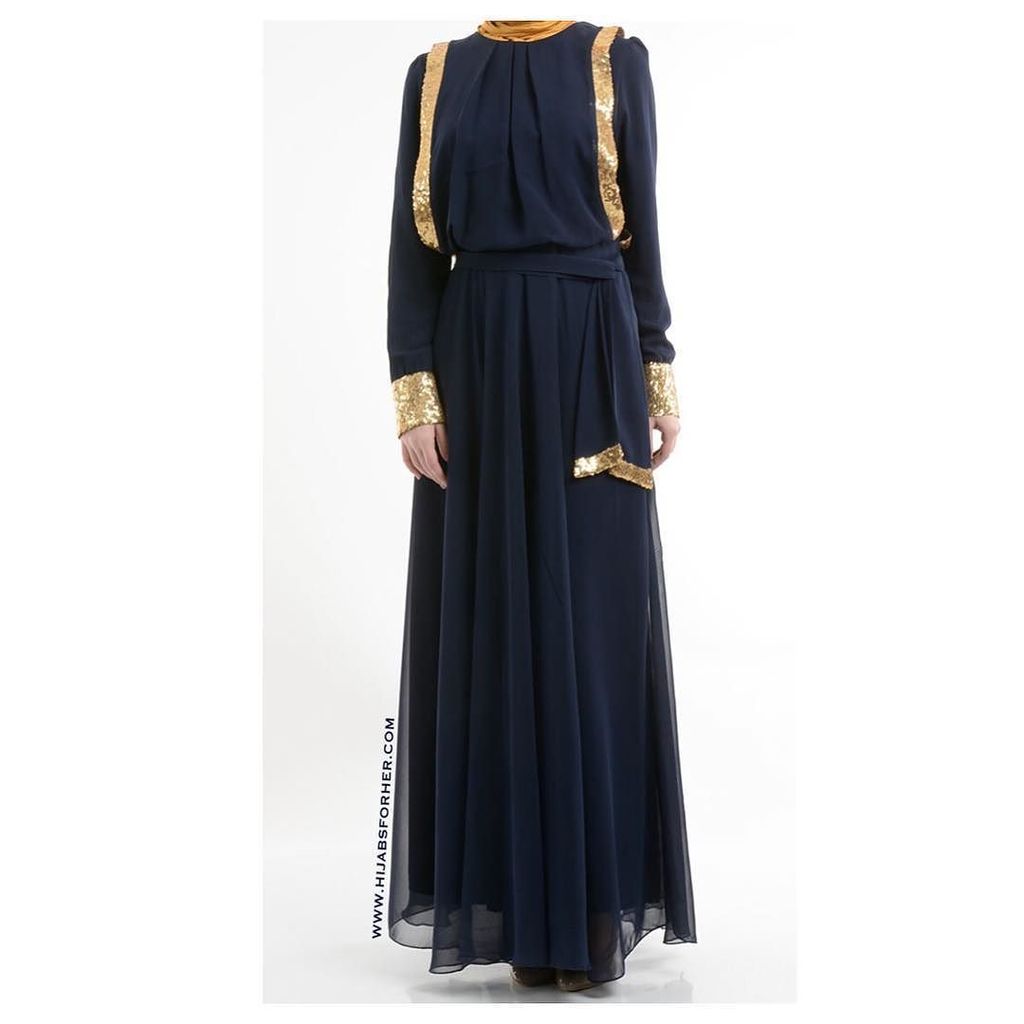 hijabsforher's tweet photo. What a beautiful ceremonial or bridal #Layaly #dress still some few pcs available now at :… https://t.co/h48oeBoM5H https://t.co/XOdwGs1IPr