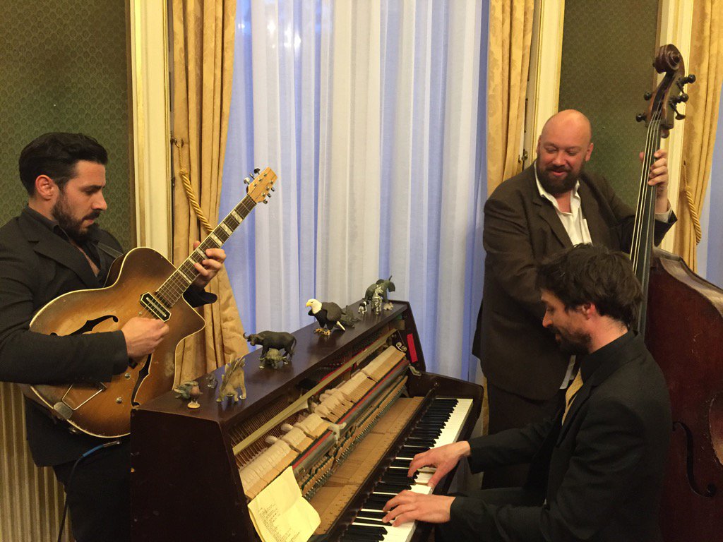 Super ambiance à la remise de prix cérémonie #terredefemmes 🎶🎹🎻<a href="/FondationYR/">FondationYvesRocher</a>