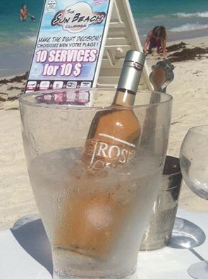 rosechic_wine's tweet photo. #SUNBEACH #SXM #ROSECHIC #PROVENCE #LIVE #FRENCH #Rosé #WINES https://t.co/kVY95gC5uf
